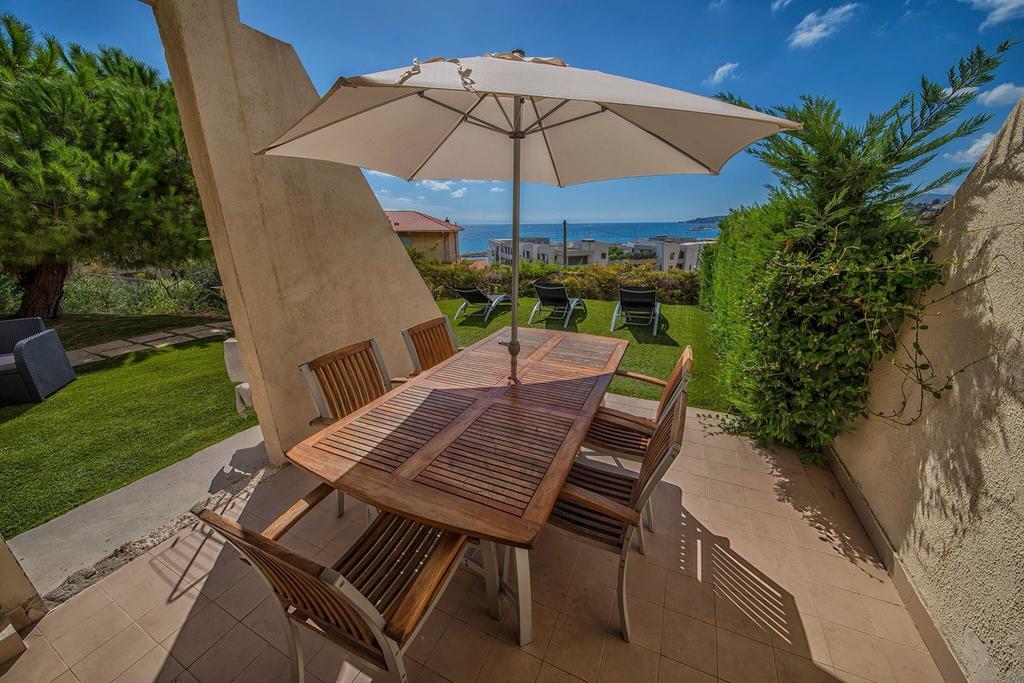 Cap Au Sud,Vue Panoramique Mer,Piscine Menton Quarto foto
